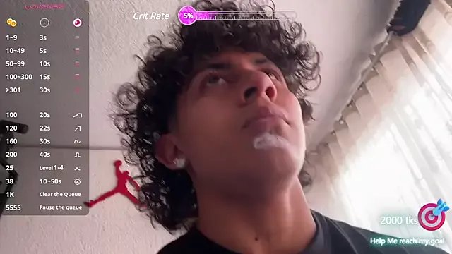 Bradley_Strong on StripChat