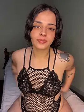 BrattyMoonie — 2k tokens :3