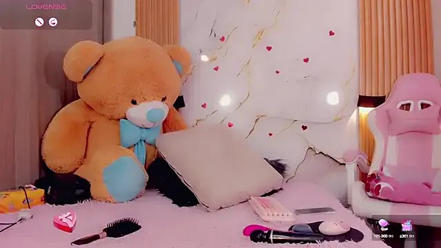 BrendaSquirtx on StripChat