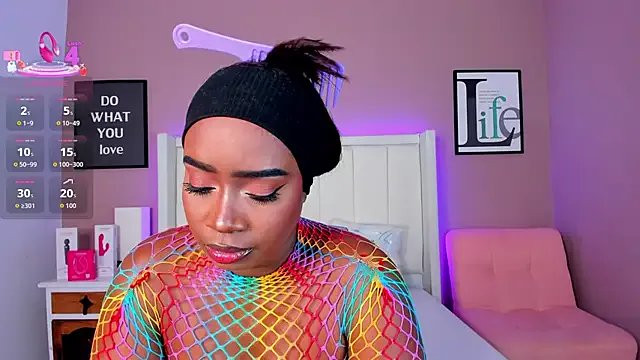 Britanymooree on StripChat