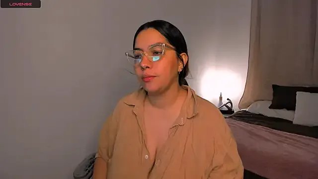 brithany_olson25 on StripChat