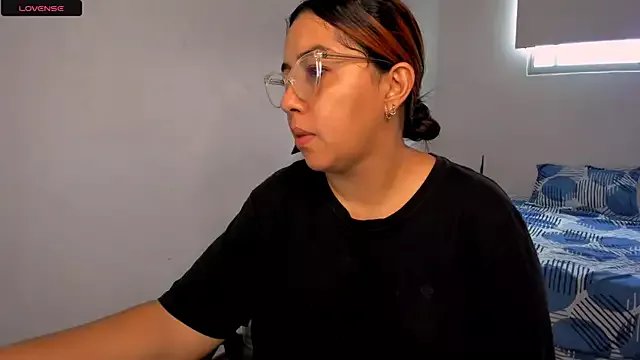 brithany_olson25 on StripChat