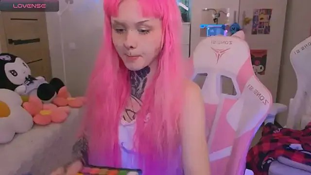 Britney_Lynch on StripChat