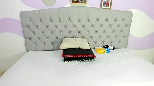 BRIYITHMENA on StripChat