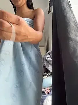 Brunettecollins05 on StripChat