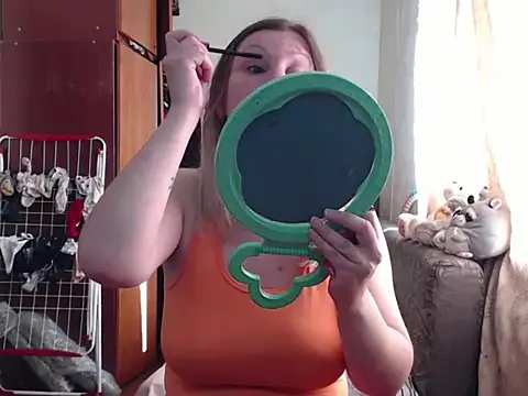 BustyBlond on StripChat