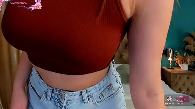 CalyMoon on StripChat