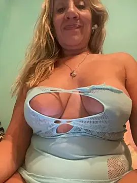 camelia3 on StripChat