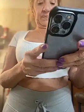 camelia3 on StripChat