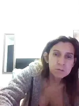 Cameron_puppy on StripChat