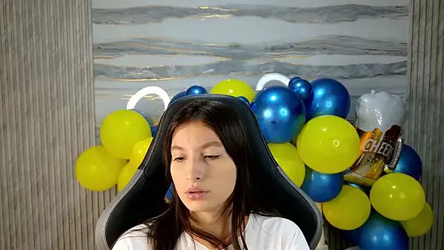 Cami_Boobss on StripChat