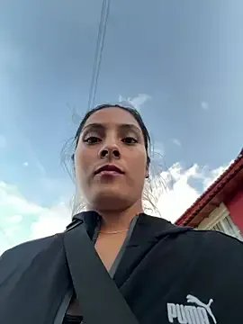 Cami_Leon2 on StripChat