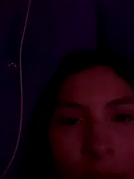 Cami_Leon2 on StripChat