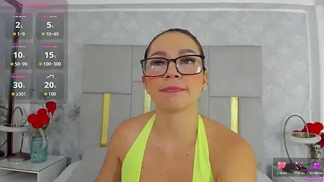 Camilaa_Sanchez_ on StripChat