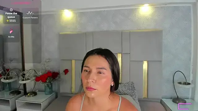 Camilaa_Sanchez_ — Freechat on StripChat