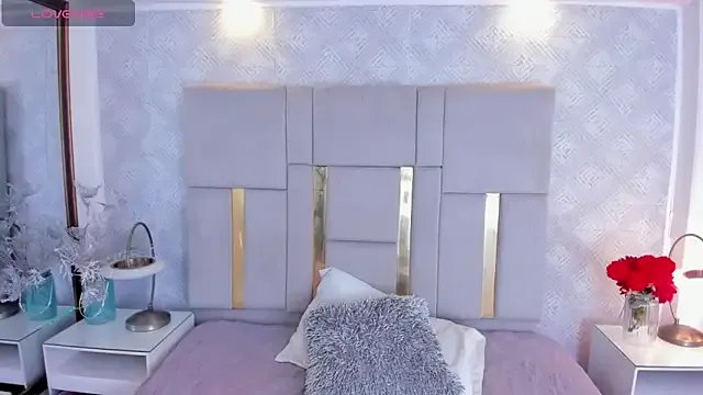 Camilaa_Sanchez_ on StripChat