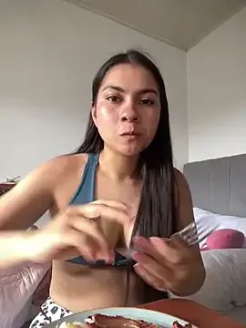 camilita_1820 — FINGERING PUSSY