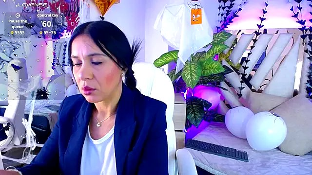 Camille_jhonson on StripChat