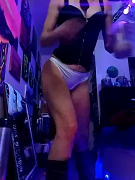 cammyquart on StripChat