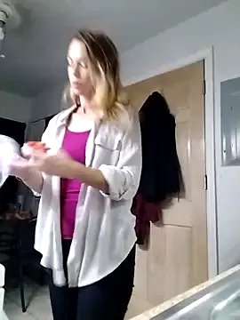 cammyquart on StripChat