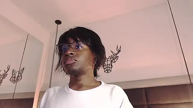 candy_lovee69 on StripChat