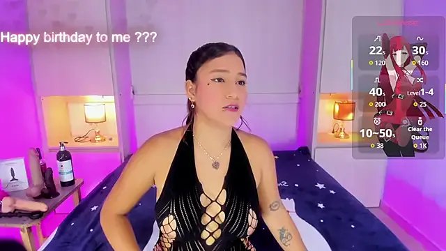 CandyyMaria — Show tits 