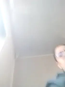 Carameloswing1 on StripChat