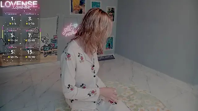 Freechat Careful_i_bite on StripChat