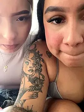 Carithooo on StripChat