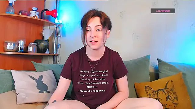 Caroline1995 on StripChat