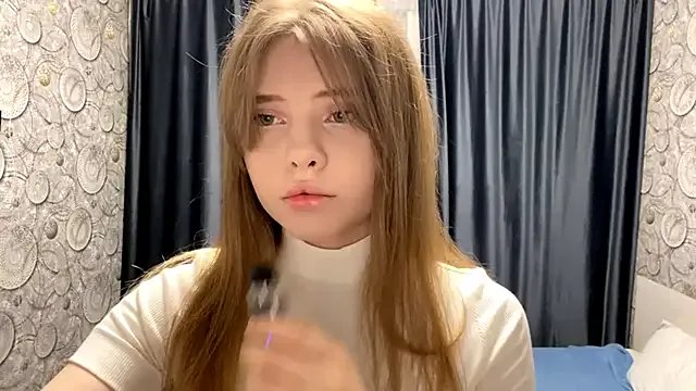 CarolinePepper on StripChat