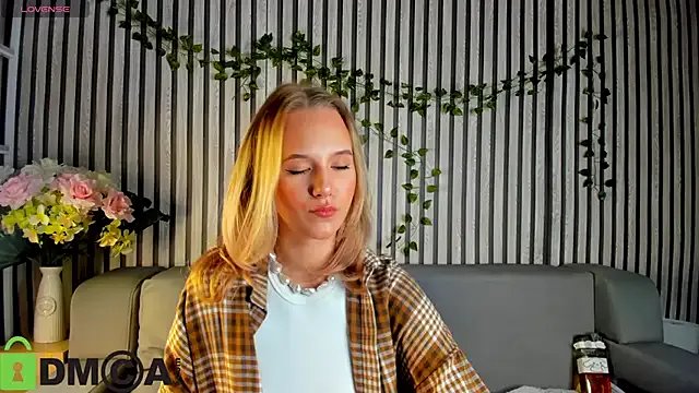 Casey_Sweeet on StripChat