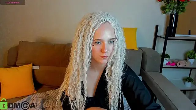 Casey_Sweeet on StripChat