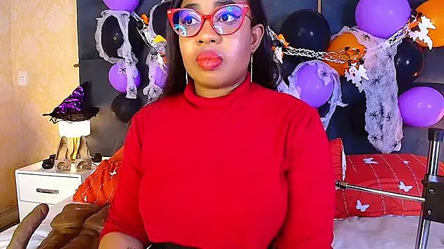 CaseyMoon on StripChat