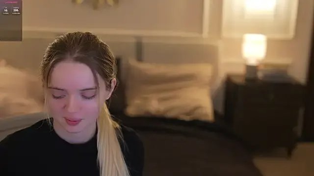 Cassy-Celestial_ on StripChat