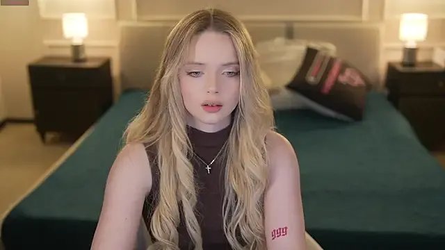 Cassy-Celestial_ on StripChat