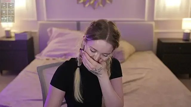 Cassy-Celestial_ on StripChat