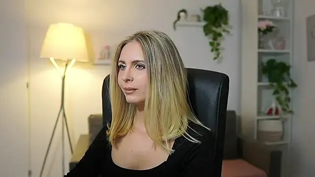 catecrago_ on StripChat