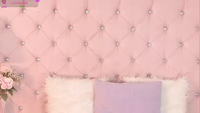 CaterinaRomano on StripChat