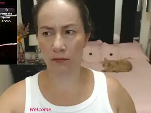 CATRINA-83 on StripChat