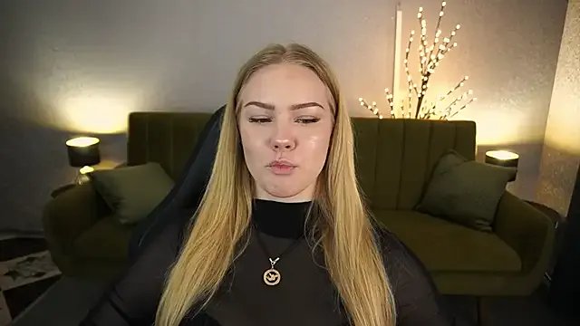 CelesteNoir on StripChat