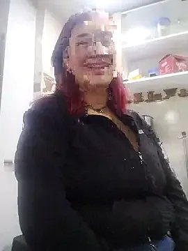 Cerecitaa02_ on StripChat