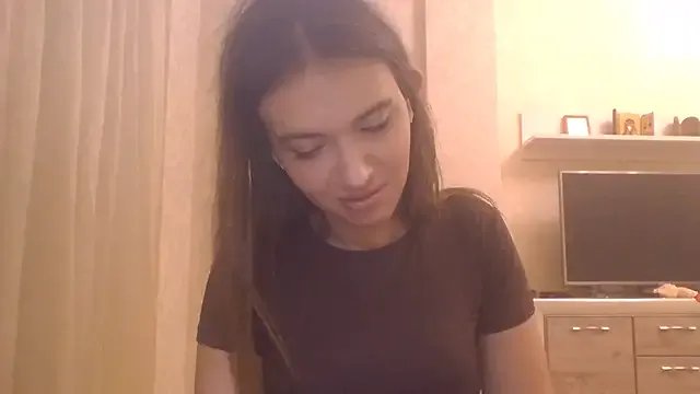 CeyaLier on StripChat