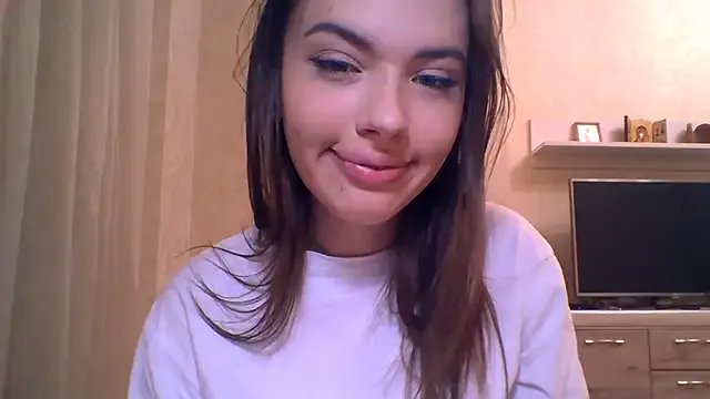 CeyaLier on StripChat