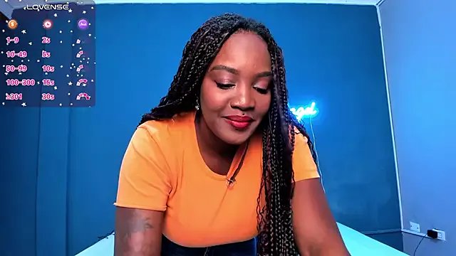 Freechat chanel_brunette on StripChat