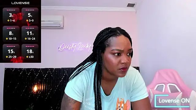 Freechat chanel_brunette on StripChat