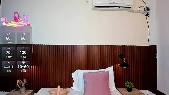 Freechat chanel_brunette on StripChat