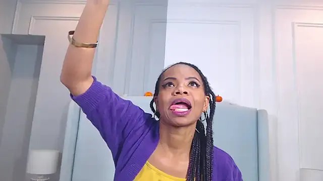 ChantalGarner on StripChat