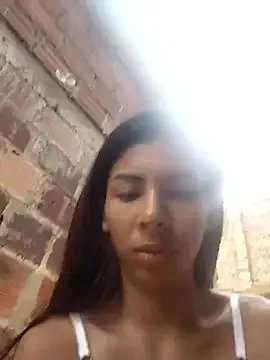 chaparritahot99 on StripChat