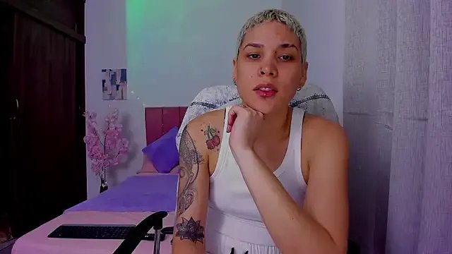Freechat Charlee_pink on StripChat
